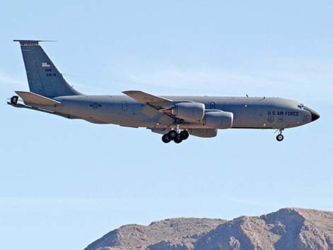 KC-135 Stratotanker Refueling Tanker