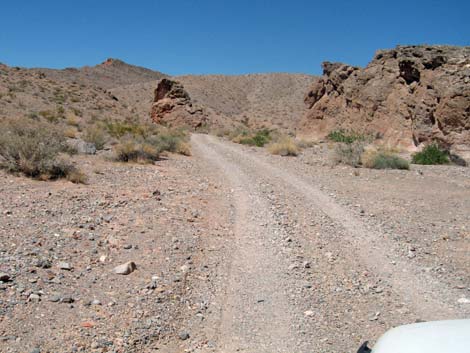 2WD (two-wheel-drive) Dirt Roads