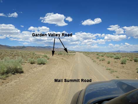 Mail Summit Road