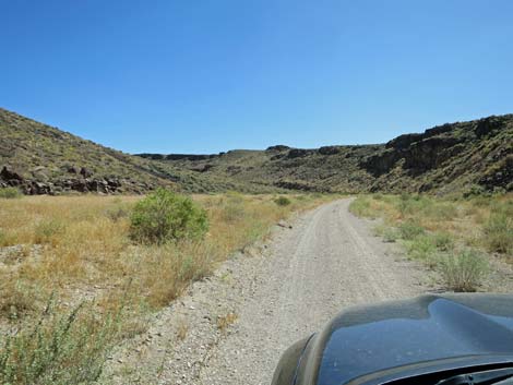 Valley of Faces Road