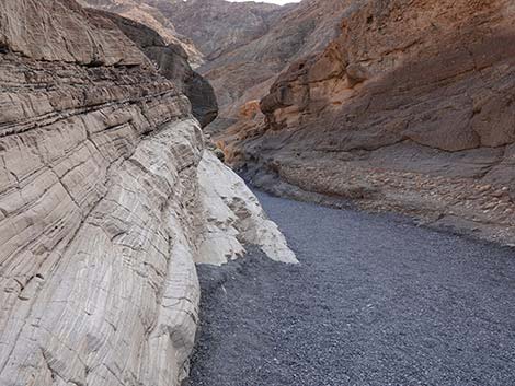 Mosaic Canyon