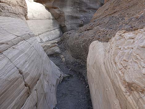 Mosaic Canyon