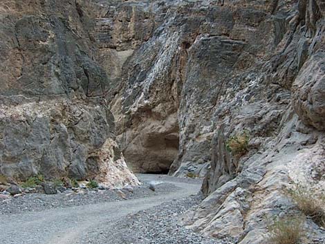 Titus Canyon Hike