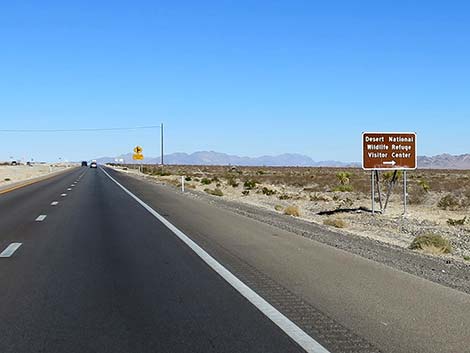 DNWR sign on Highway 95